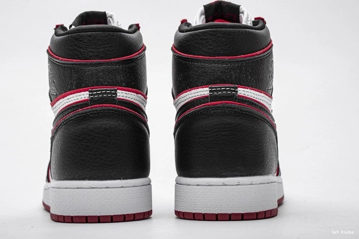 Retro Jordan  1 Bloodline High 555088-062 0501